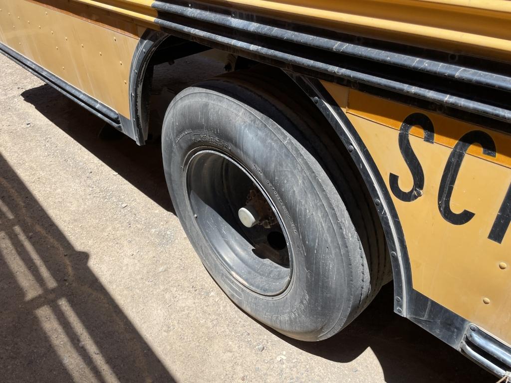 1996 GMC Blue Bird School Bus (GAS)