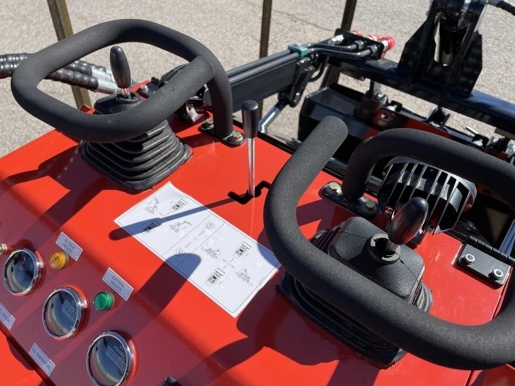 UNUSED 2023 Mini Skid-Steer LRT23 Loader w/Bucket