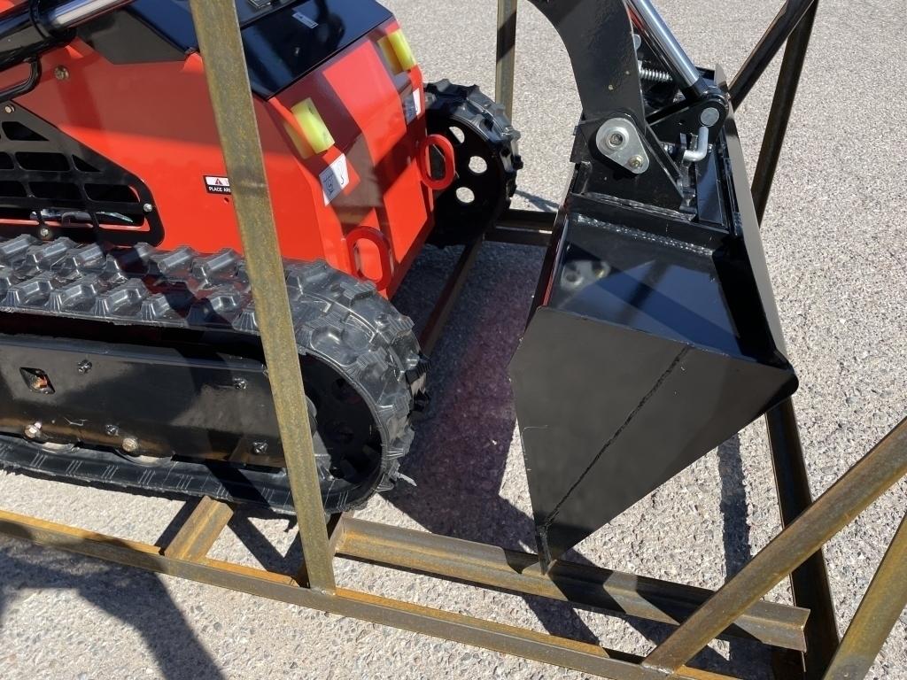 UNUSED 2023 Mini Skid-Steer LRT23 Loader w/Bucket
