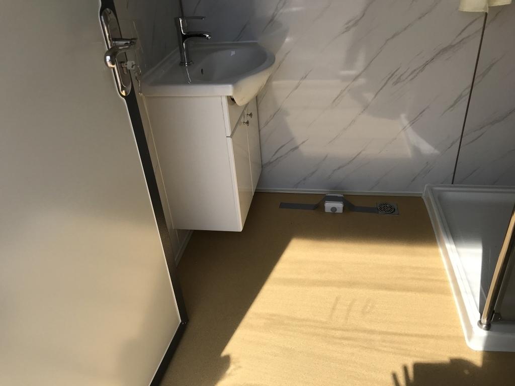 UNUSED Mobile Building w/ Restroom w/ Shower