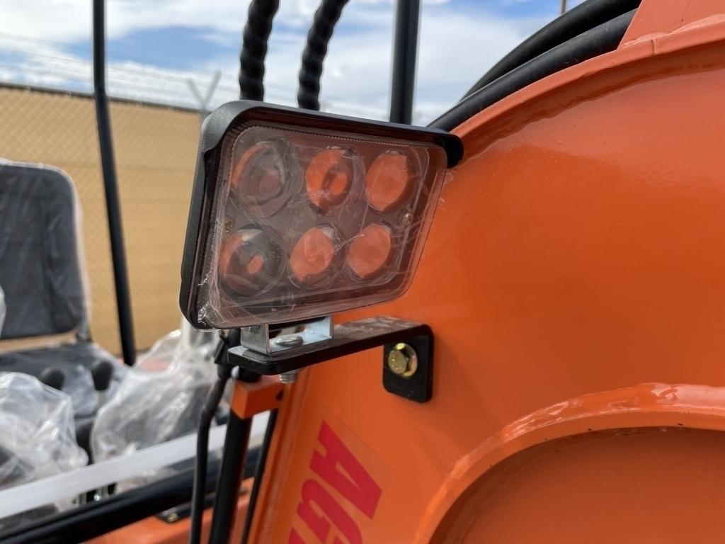 UNUSED 2023 AGT 13.5HP Gas Mini-Excavator QH12