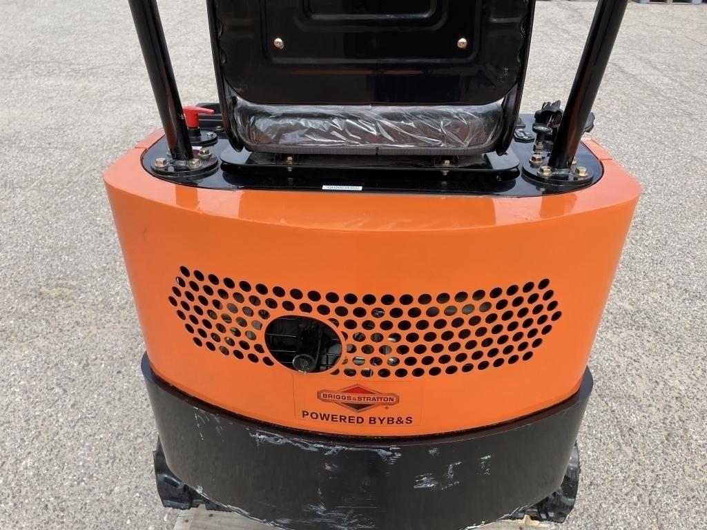 UNUSED 2023 AGT 13.5HP Gas Mini-Excavator QH12