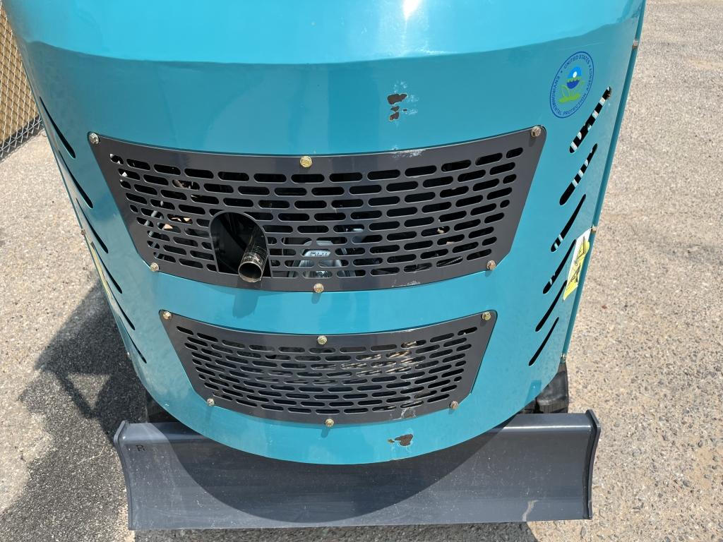UNUSED 2023 AGT 15HP Gas Mini-Excavator H15