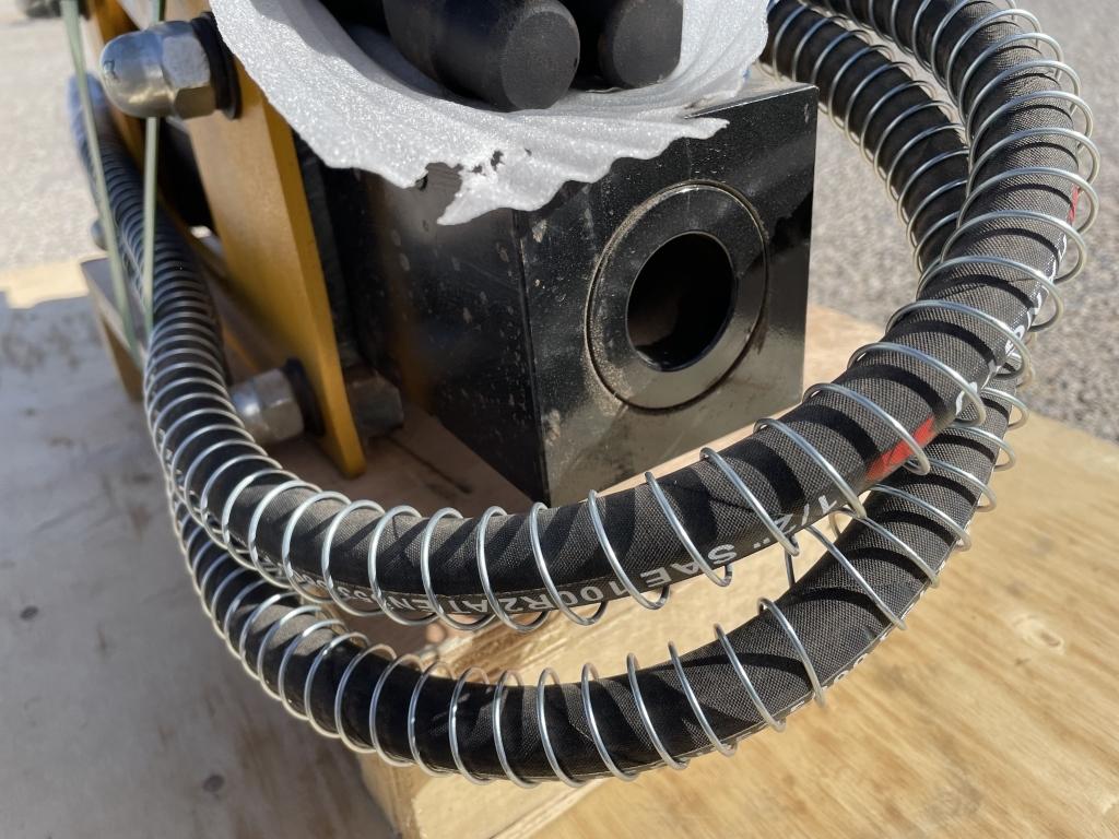 UNUSED Mini-Excavator Hydraulic Breaker w/ 2 Bits