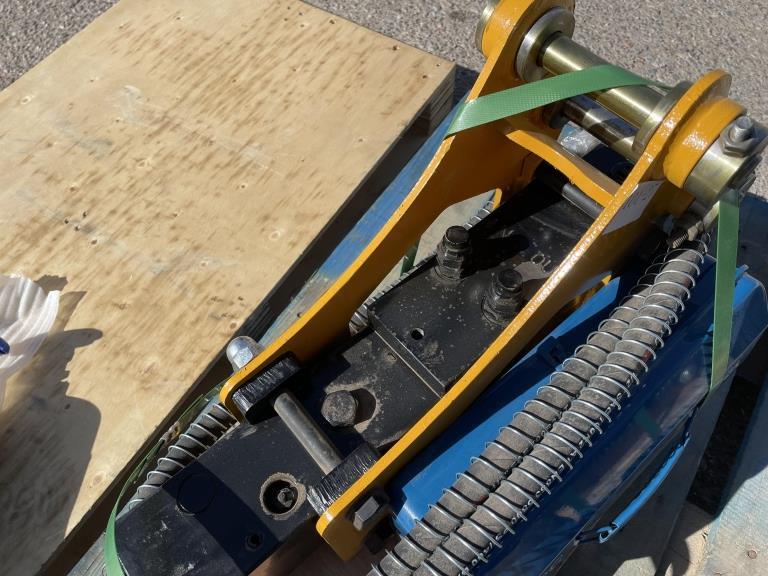 UNUSED Mini-Excavator Hydraulic Breaker w/ 2 Bits