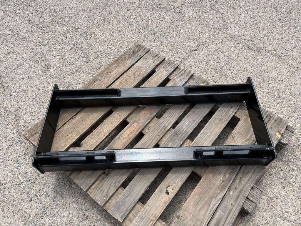 UNUSED SkidSteer/Tractor QuickAttach MountingPlate