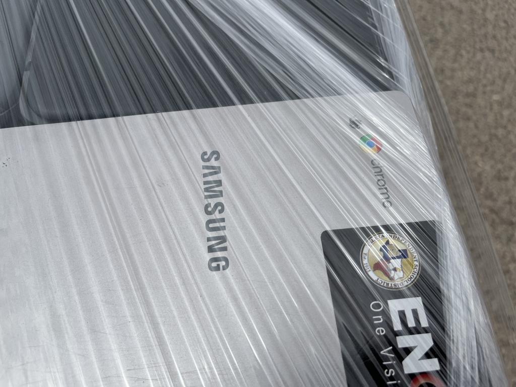 School District Surplus-Aprx(250) ChromeBooks -D