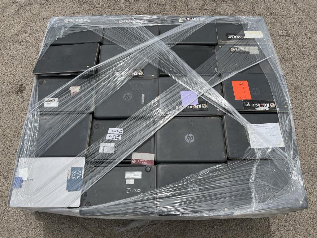 School District Surplus-Aprx(300) ChromeBooks -H