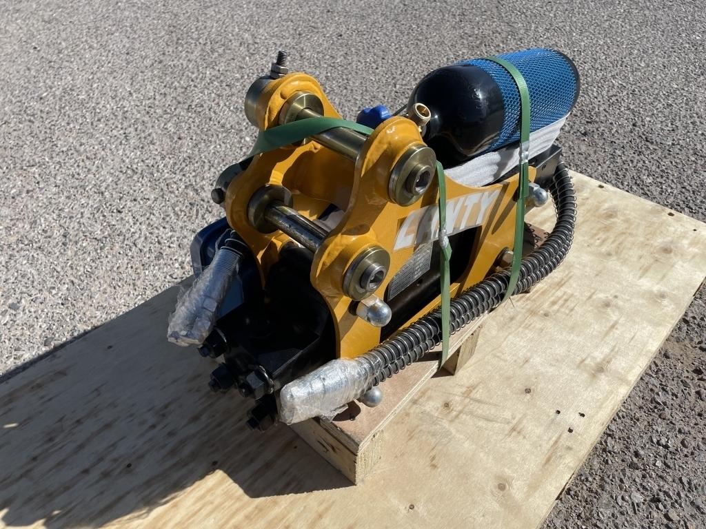 UNUSED Mini-Excavator Hydraulic Breaker w/ 2 Bits