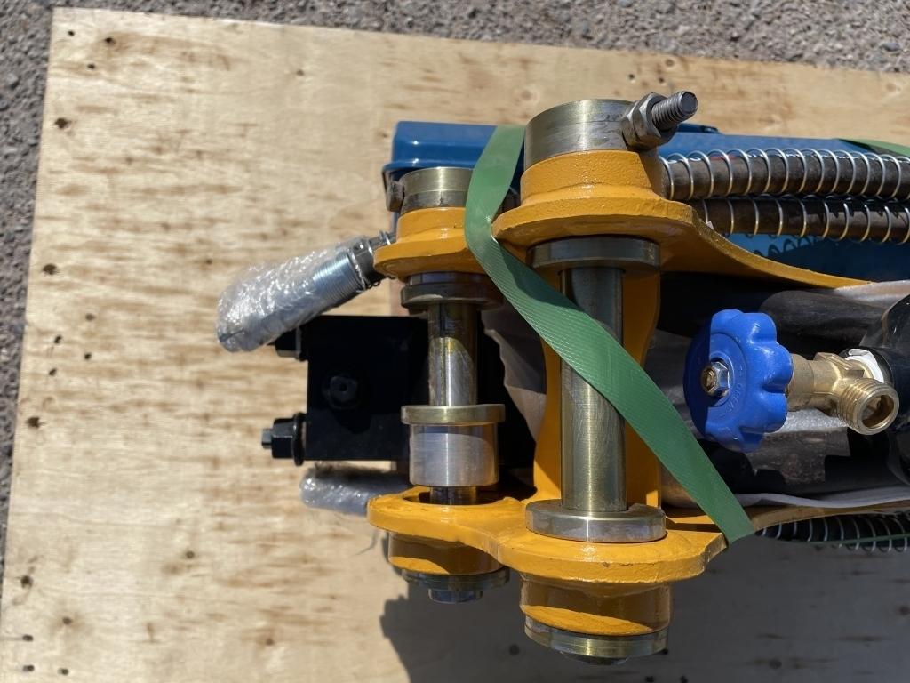UNUSED Mini-Excavator Hydraulic Breaker w/ 2 Bits