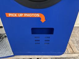 Face Place Commercial Photo Booth -DBP1-BW