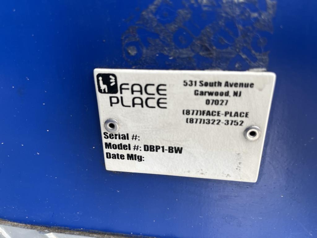 Face Place Commercial Photo Booth -DBP1-BW