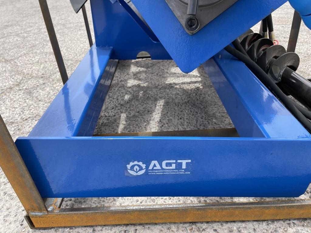 UNUSED Hydraulic Skid-Steer Blue Auger w/ 3 Bits