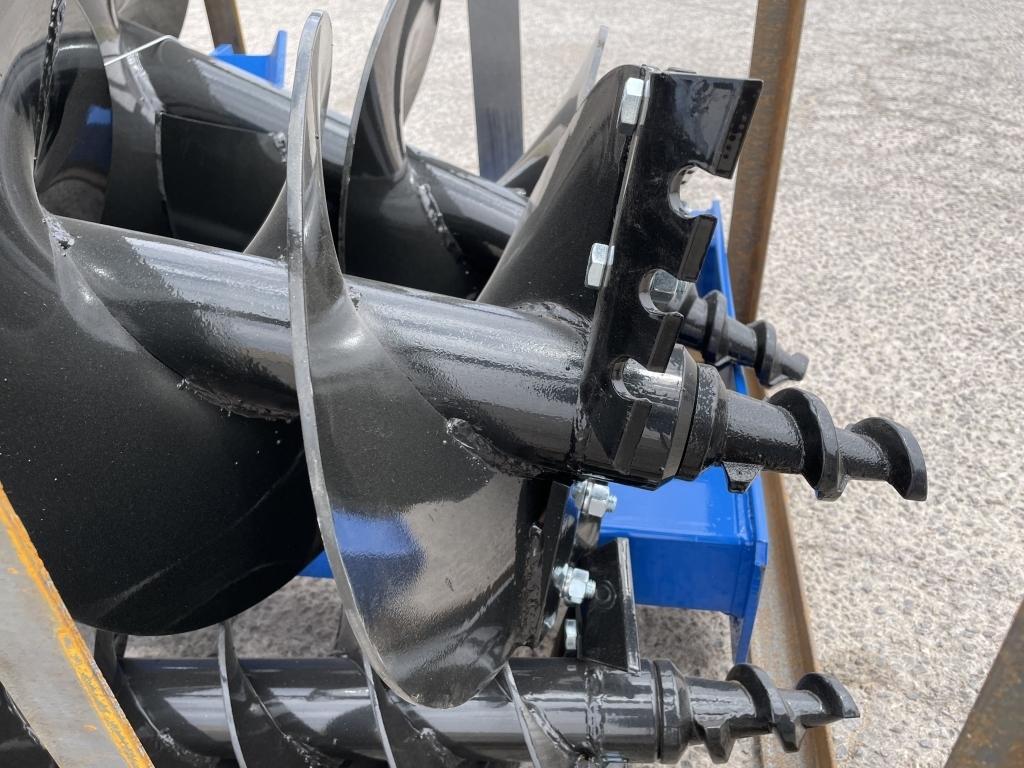 UNUSED Hydraulic Skid-Steer Blue Auger w/ 3 Bits