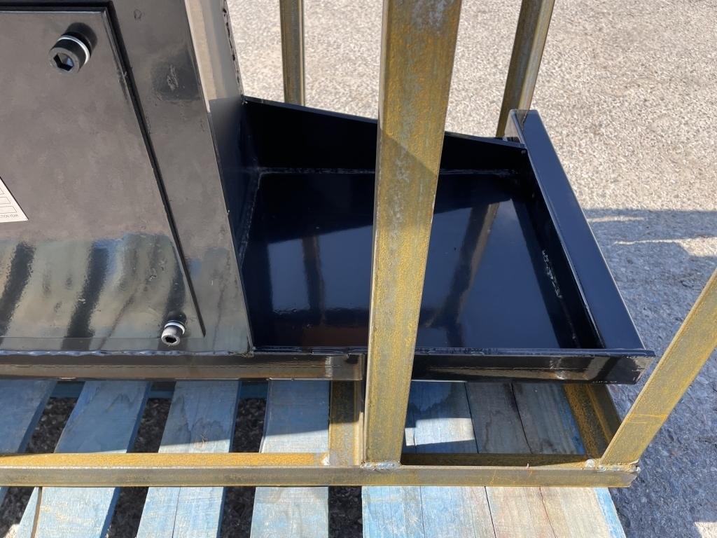 UNUSED AGT 680 Hydraulic Drop Post Hammer