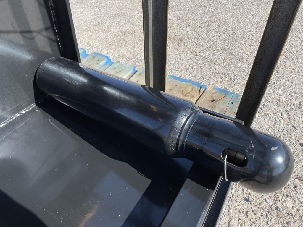 UNUSED AGT 680 Hydraulic Drop Post Hammer