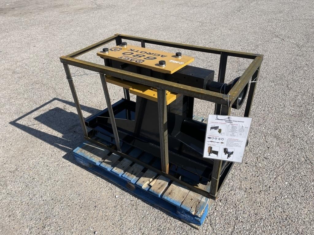 UNUSED AGT 680 Hydraulic Drop Post Hammer