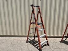 Werner 4FT Podium Ladder