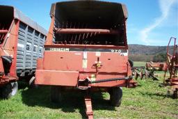 Gehl 970 Forage Wagon