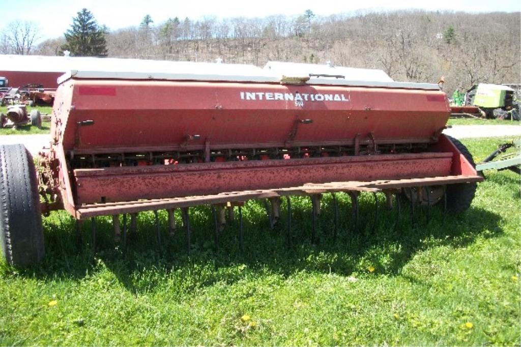 IH 510 Grain Drill