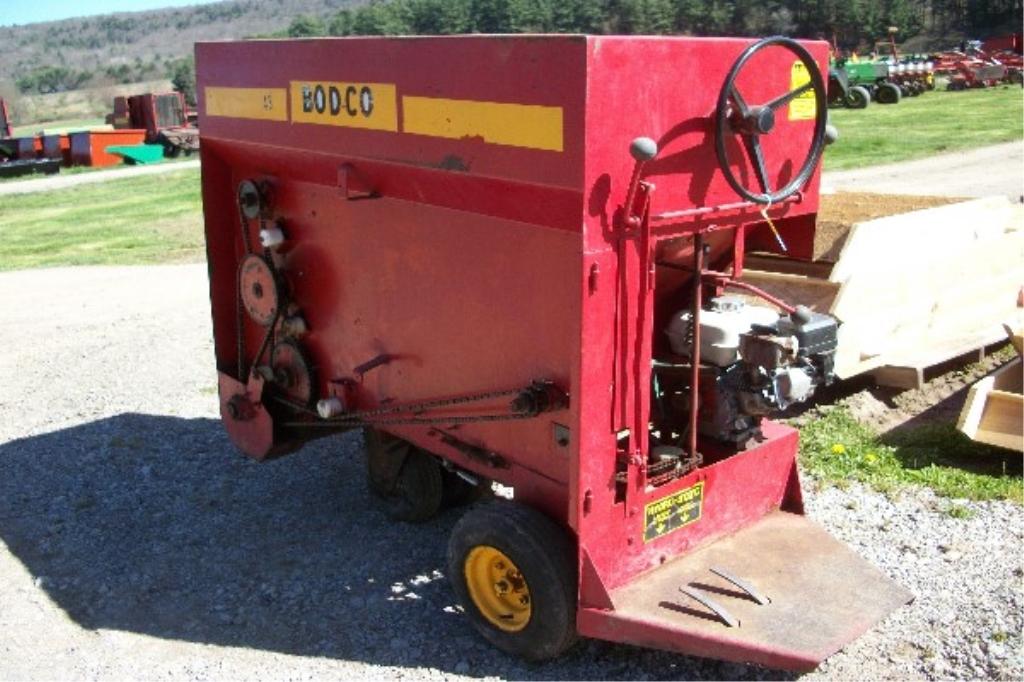 Bodco 43 Feed Cart