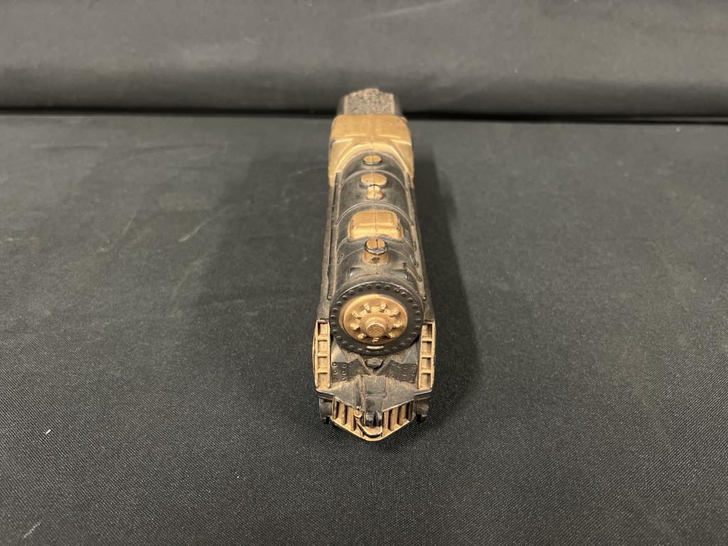 Auburn Rubber 525 Train Engine