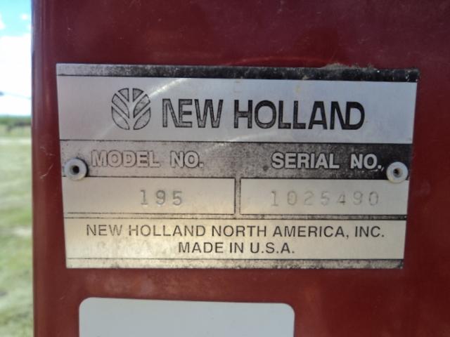 NH 195 manure spreader