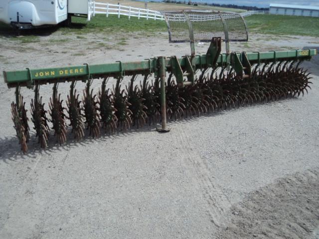 John Deere 400 Rotary hoe