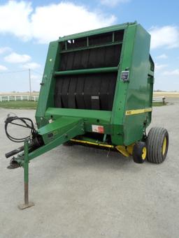 JD 530 Round Baler