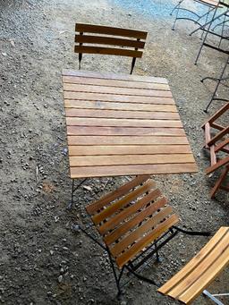 BLACK AND BROWN PATIO SET WITH 2 CHAIRS