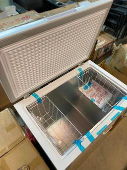 32 INCH GARAGE FRIDGE / FREEZER CONVERTABLE