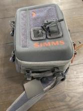 GRAY 3 L SIMMS FREESTONE CHEST PACK