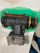SOME SORT OF HEAVY GEAR PUMP