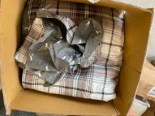 REVERSIBLE COMFORTER SET