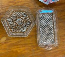 2 SMALL DECORATIVE GLASS PLATES