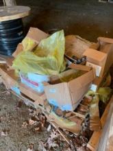 PALLET LOT OF STEEL BUSHINGS WITH 1/2 IN HOLE