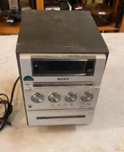 SONY CASSETTE/CD PLAYER