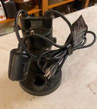 MASTERCRAFT SUBMERSIBLE SUMP PUMP