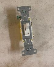 10 LIGHT SWITCHES