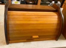 WOODEN BREAD BOX