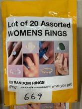 LOT OF 20 ASSORTED RINGS FOR WOMEN