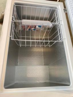 33 x 32.5 x 21.5 INCH DANBY FREEZER --- (FRONT HAS SOME DINGS)