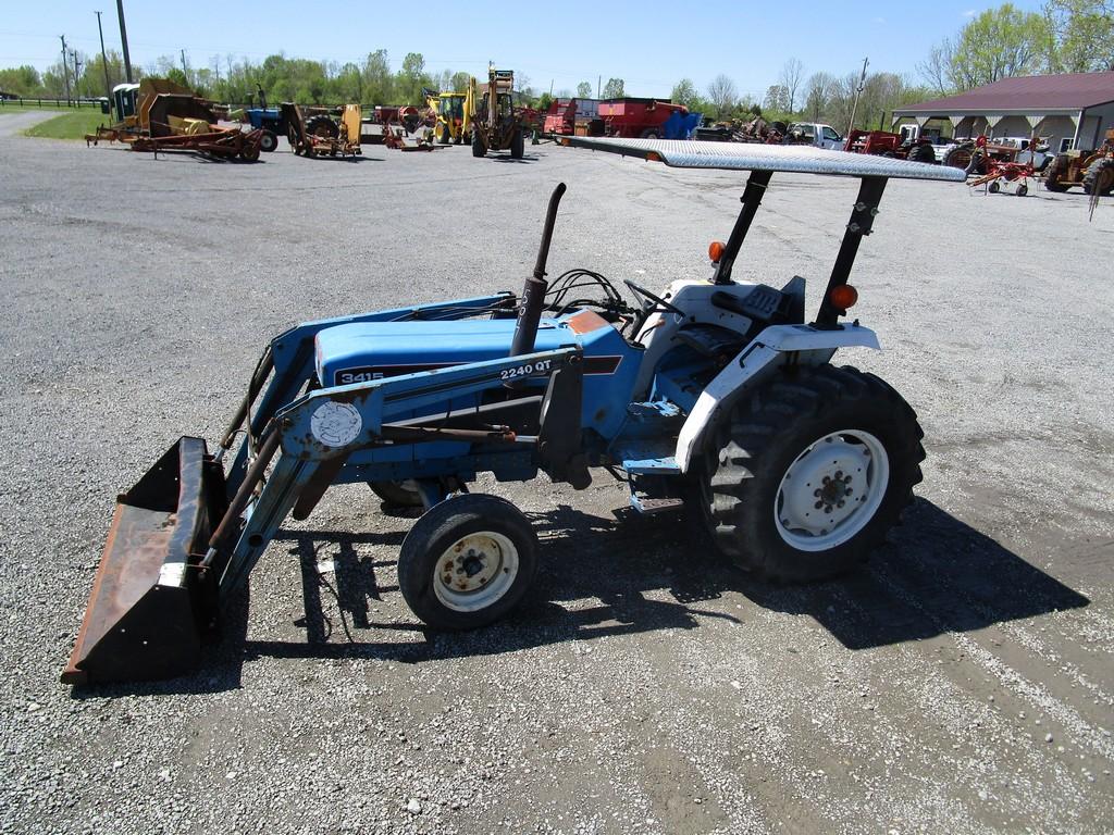 FORD 3415 W/ LOADER