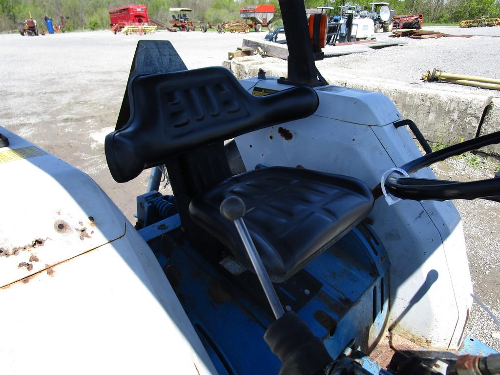 FORD 3415 W/ LOADER