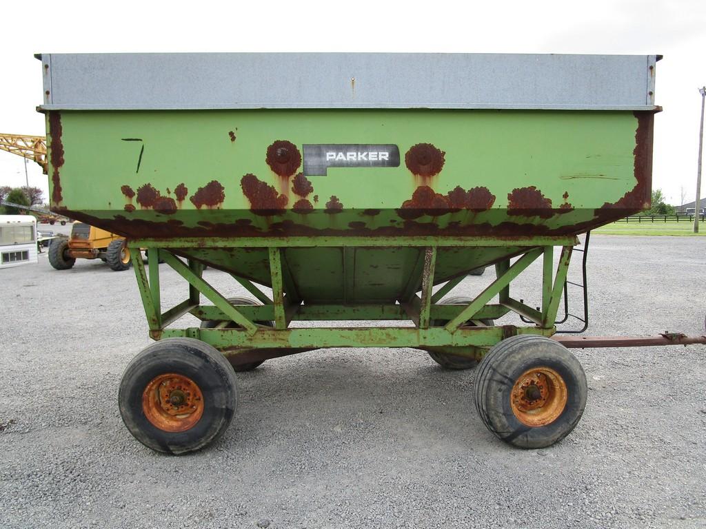 PARKER 2500 GRAVITY WAGON