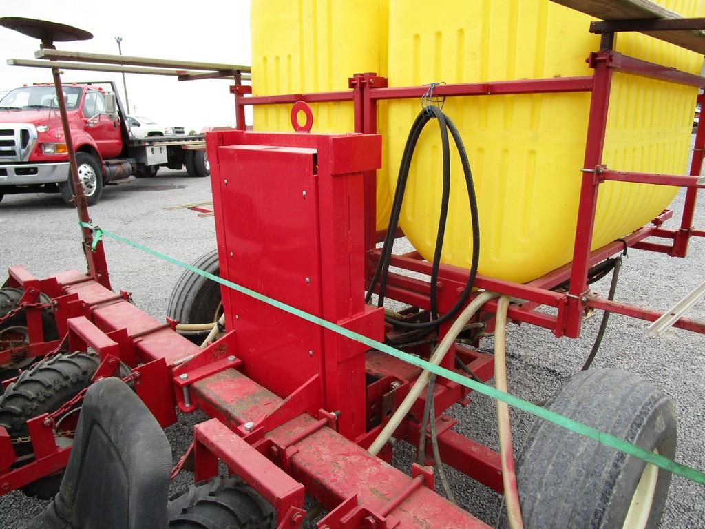 MECHANICAL 4-ROW TRANSPLANTER