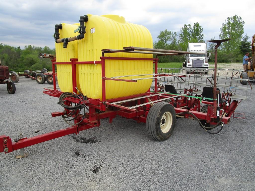 MECHANICAL 4-ROW TRANSPLANTER