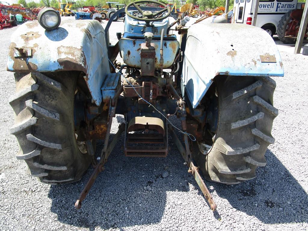 Long 445 Tractor