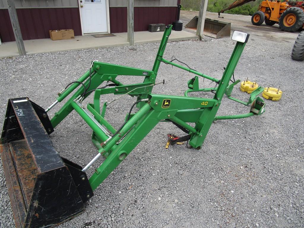 John Deere 40 Loader