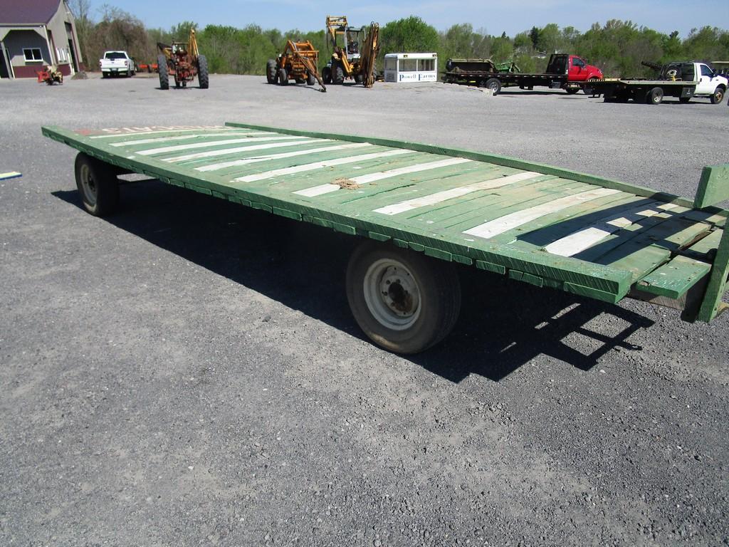 Hay Wagon 20'